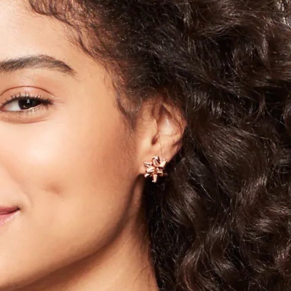 CLEARANCE🆕kate spade♠️Bourgeois ROSE GOLD Classic HOLIDAY Bow Stud Earrings - Picture 4 of 8